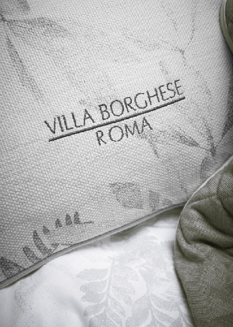 Riviera Maison Villa Borghese cushion kussen  30 x 90 cm piping Silver grijs dekbedovertrek bladeren slaapkenner theo bot